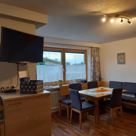 Haus Haemmerle Lägenhet *
